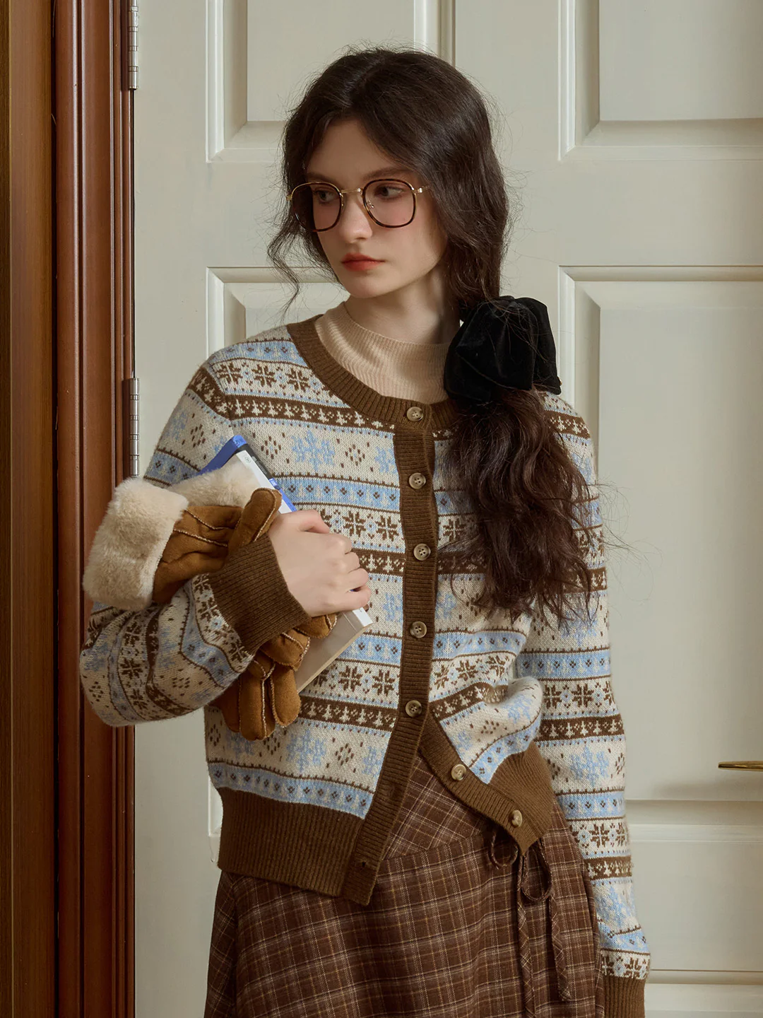 Exclusive Design Snowflake Jacquard Fair Isle Crew Neck Sweater Cardigan