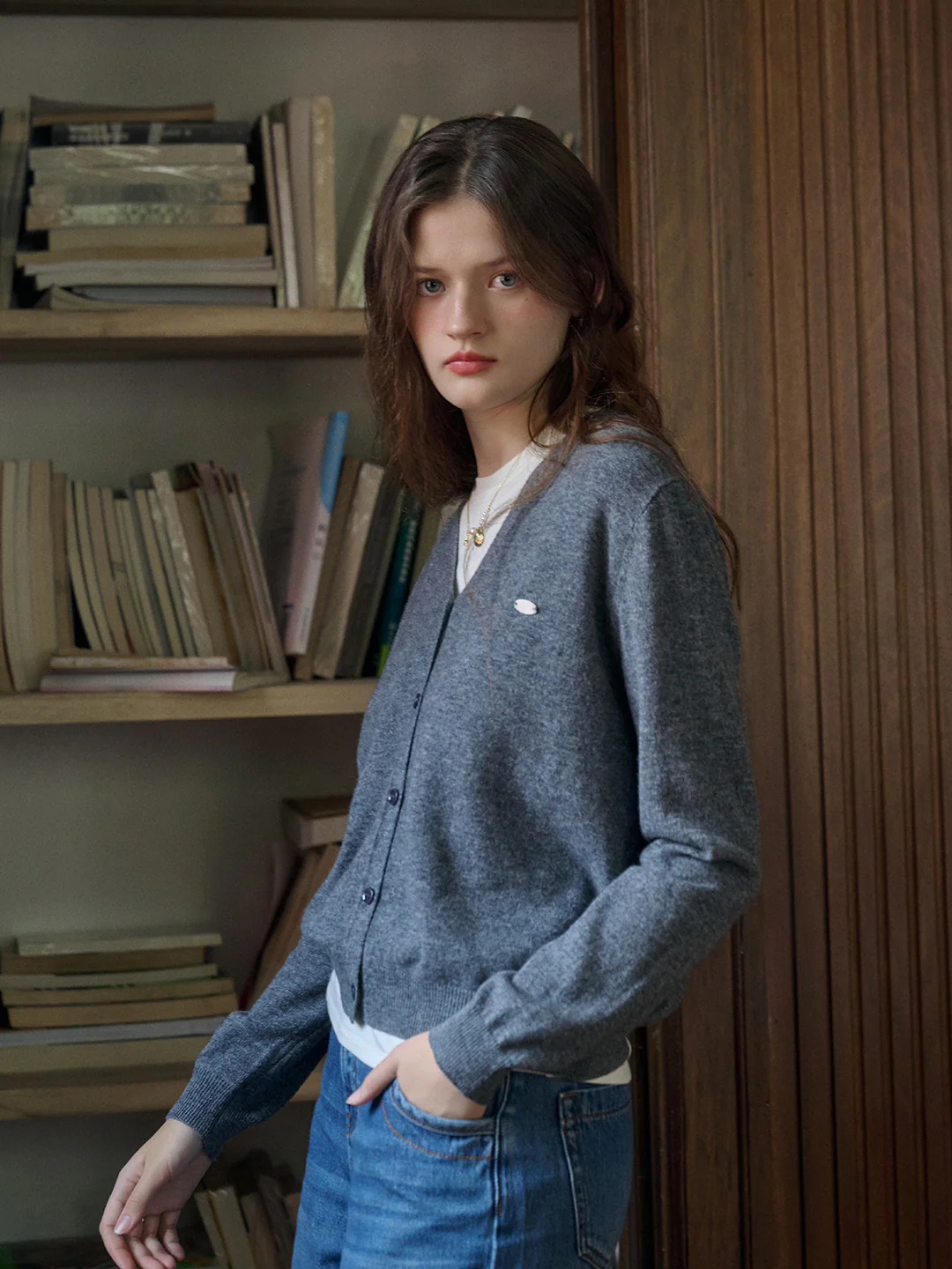 V-neck Simple 100% Wool Cardigan
