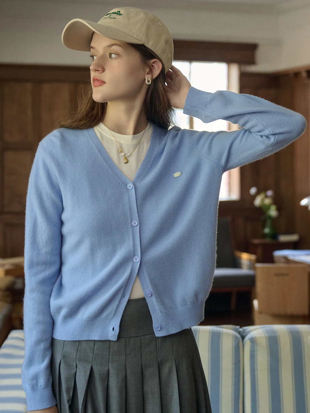V-neck Simple 100% Wool Cardigan