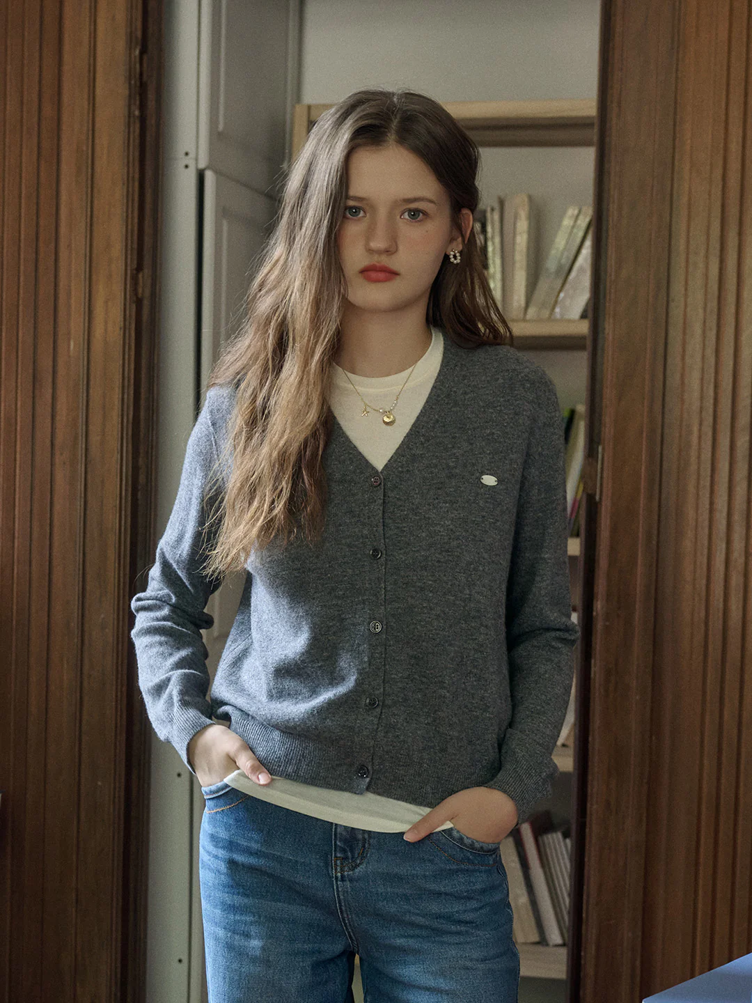 V-neck Simple 100% Wool Cardigan