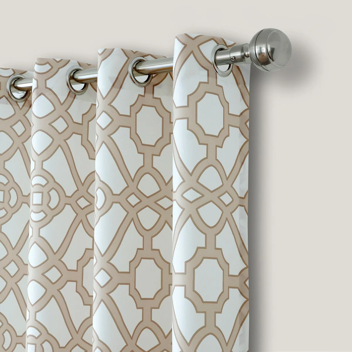 Indoor/Outdoor Grommet Window Panel