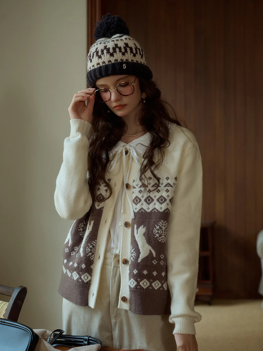 Exclusive Cat & Snowflake Jacquard Round Neck Fair Isle Cardigan (With Scarf)