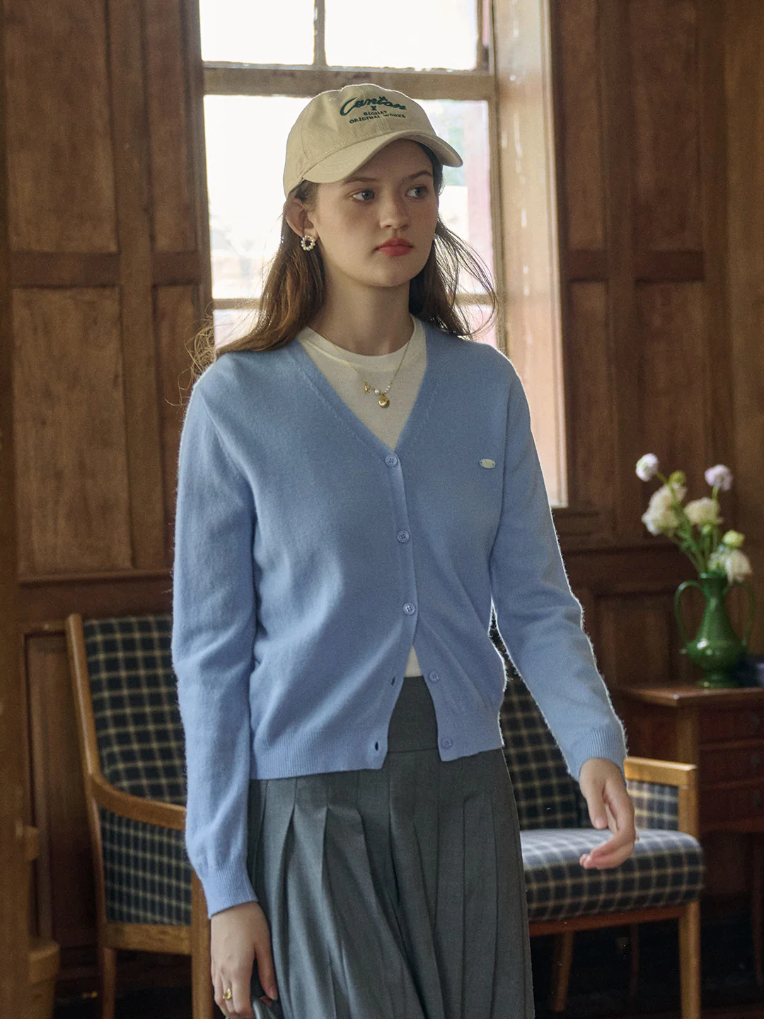 V-neck Simple 100% Wool Cardigan