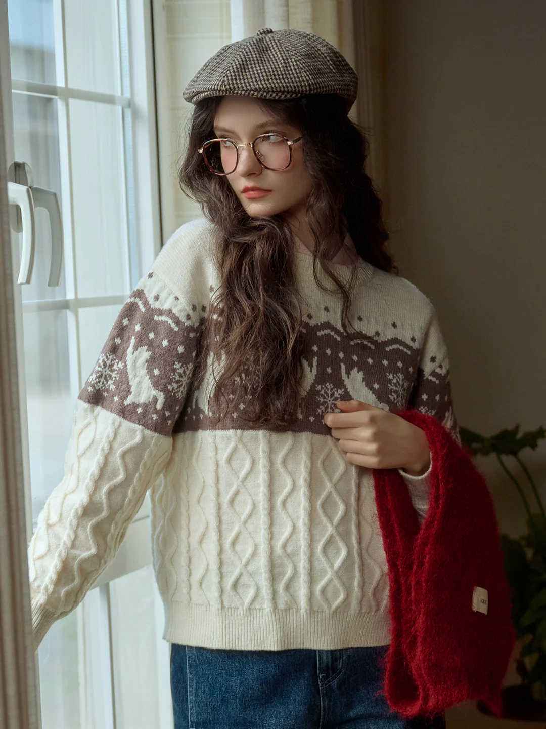 Exclusive Cat & Snowflake Jacquard Round Neck Fair Isle Sweater