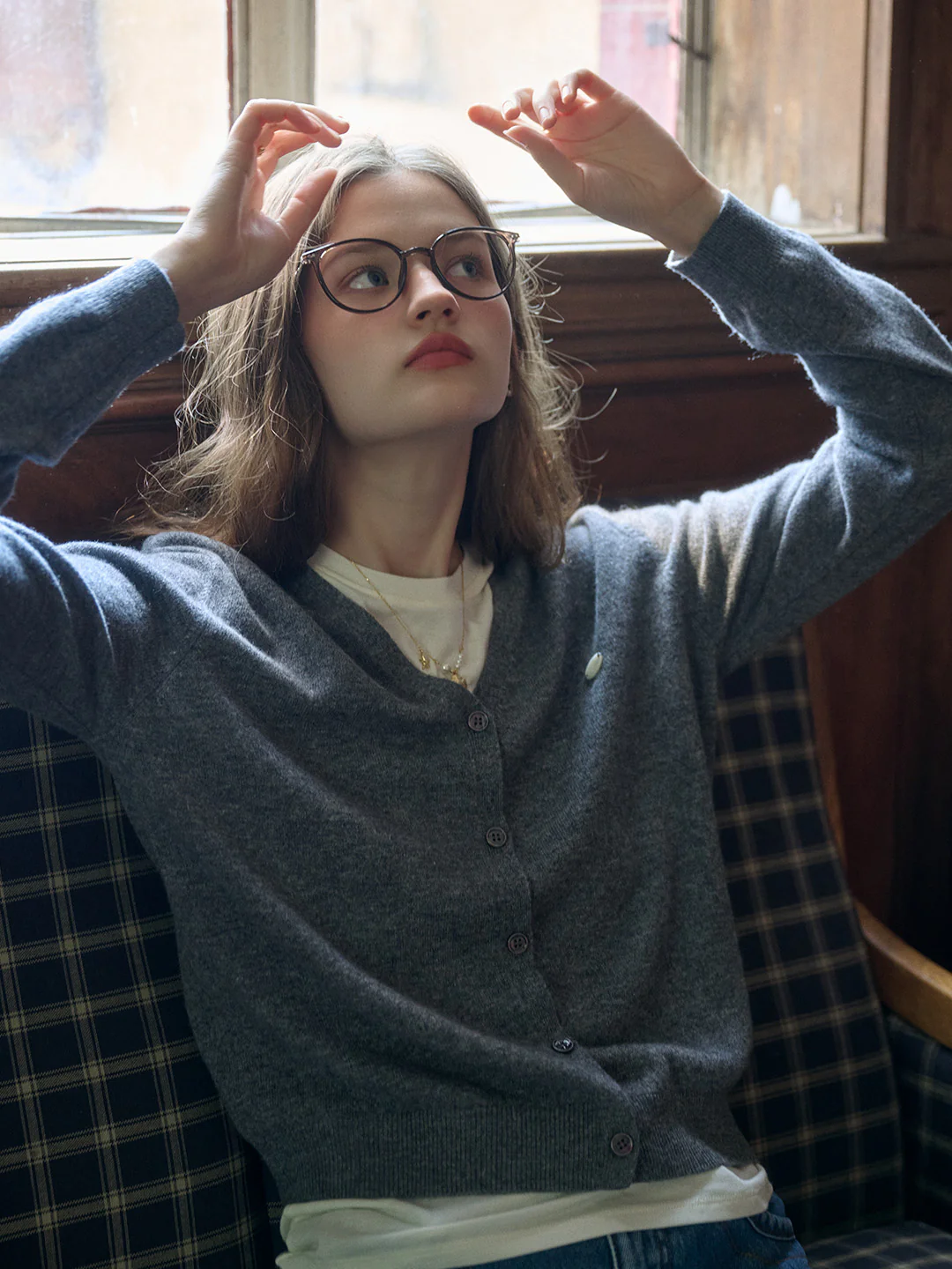 V-neck Simple 100% Wool Cardigan