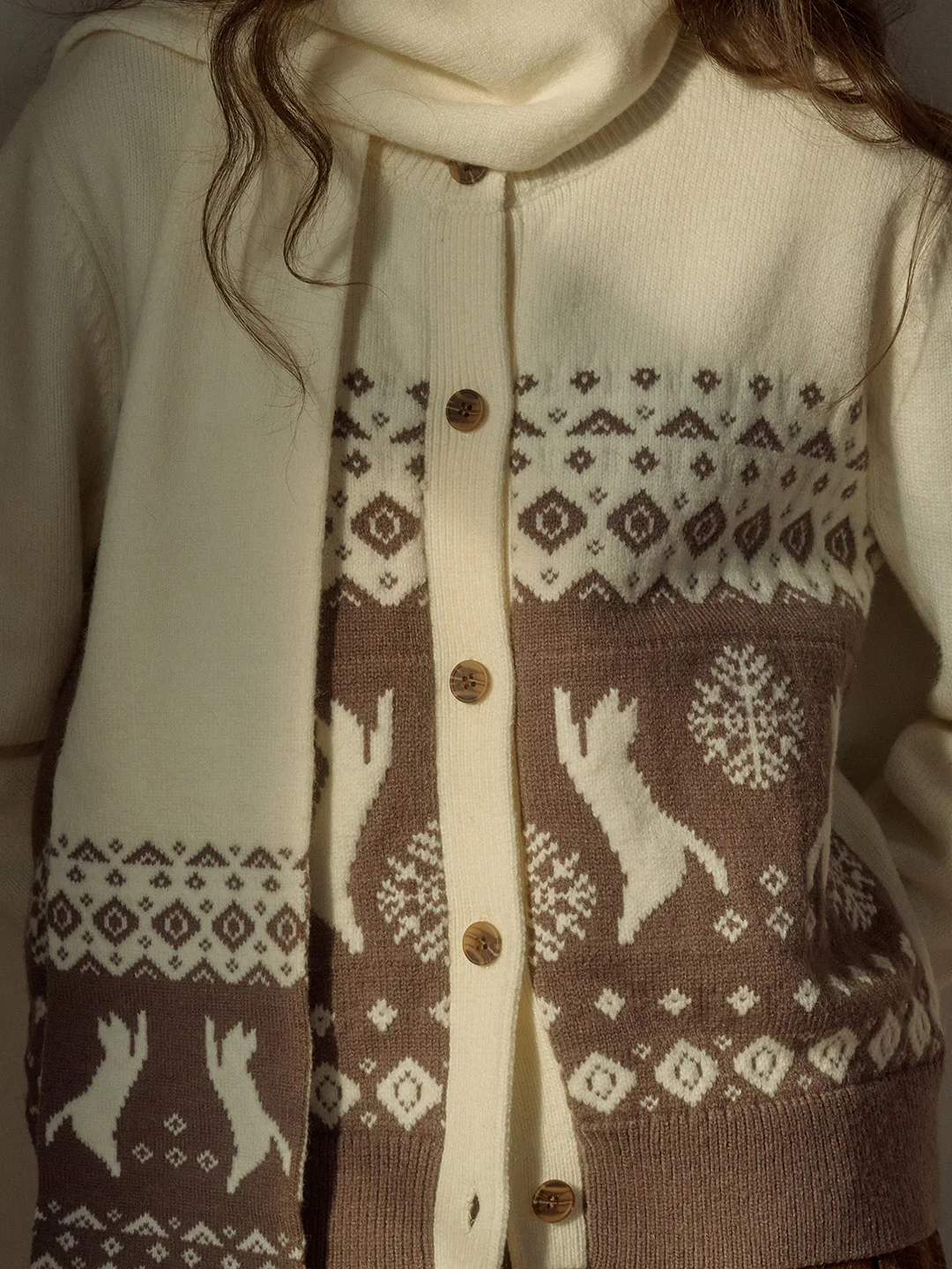 Exclusive Cat & Snowflake Jacquard Round Neck Fair Isle Cardigan (With Scarf)