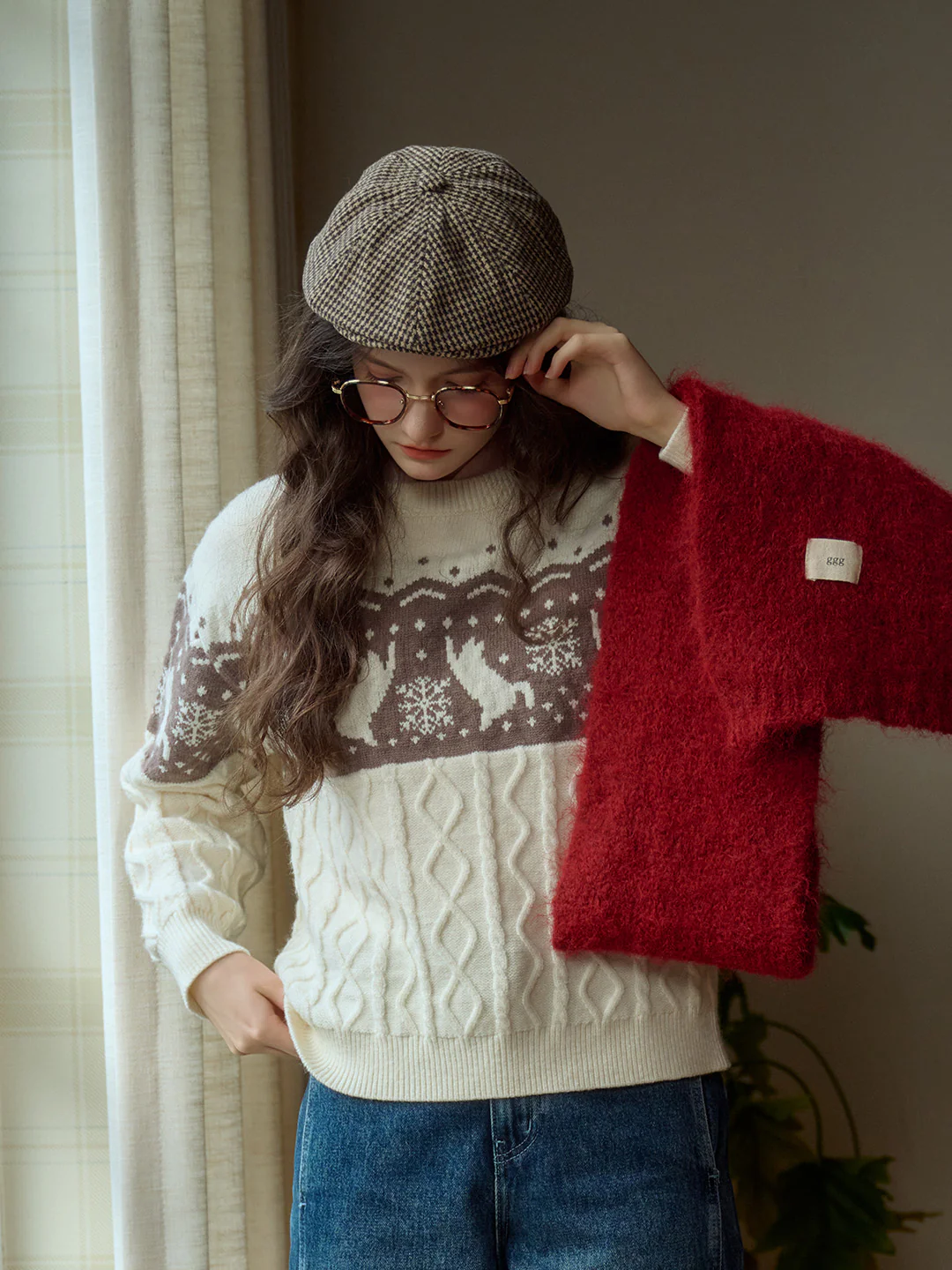 Exclusive Cat & Snowflake Jacquard Round Neck Fair Isle Sweater