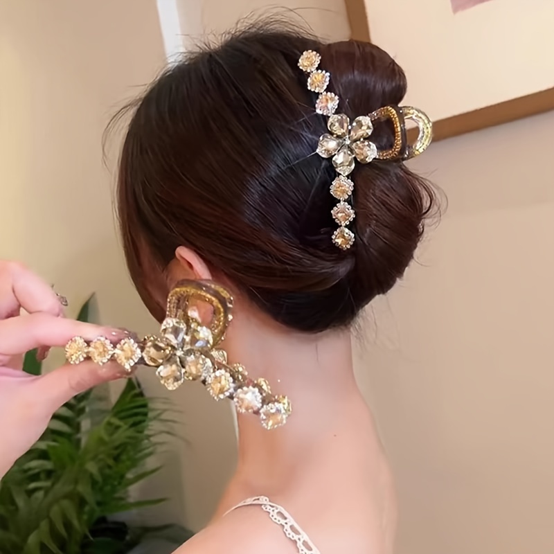 Print Large Rhinestone Flower Hair Claw - Women's Golden-Tone Acrylic Shark Clip, Fashionable Bun Accessory with Vibrant Gemstone Embellishments
